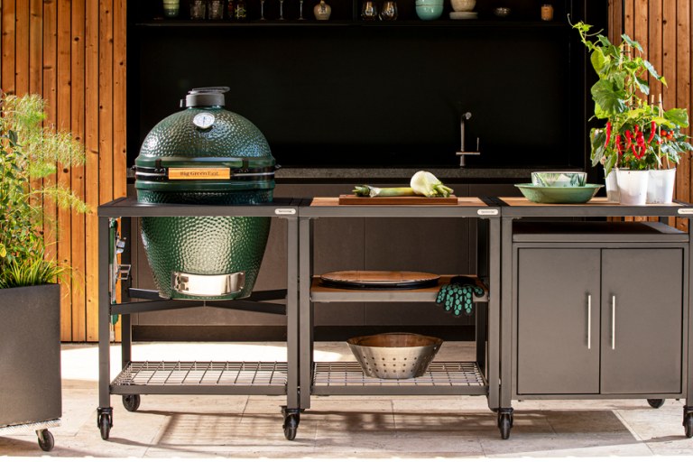 Big Green Egg Outdoorküche